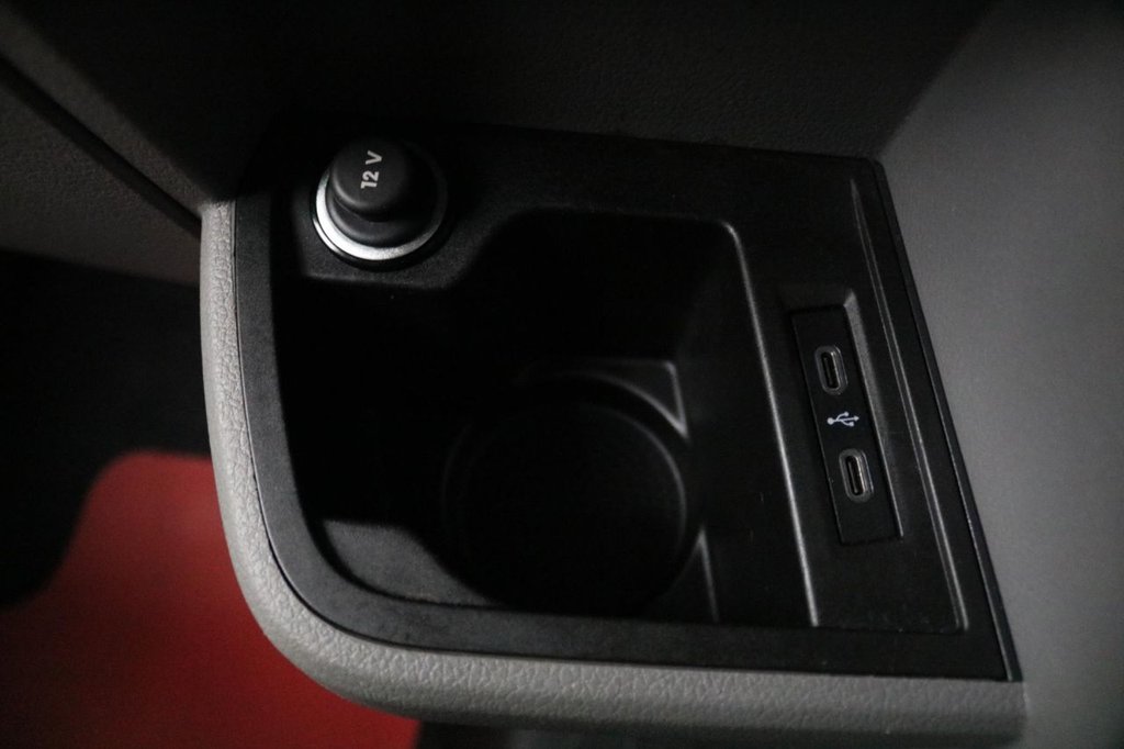 Used Volkswagen Transporter 2024 for sale - 76927618: Photo 43