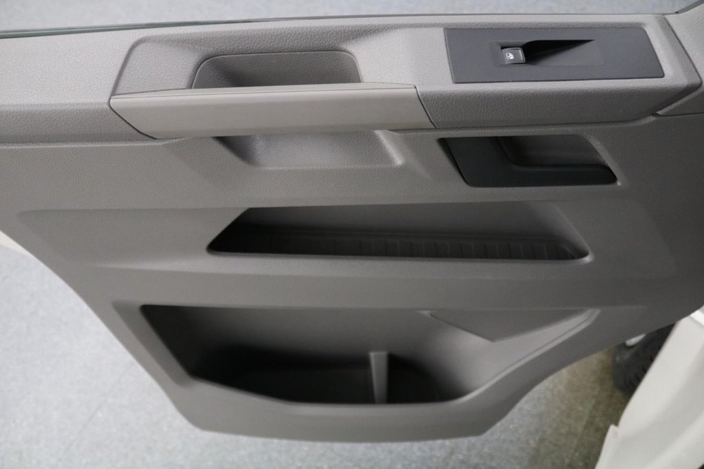 Used Volkswagen Transporter 2024 for sale - 76927618: Photo 49