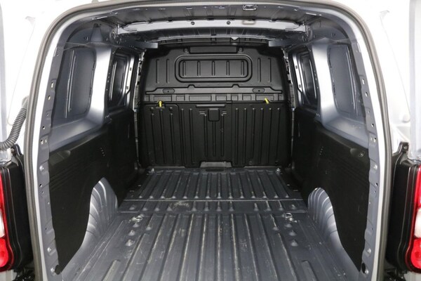 Used Peugeot Partner 2024 for sale - 76202417: Photo 18