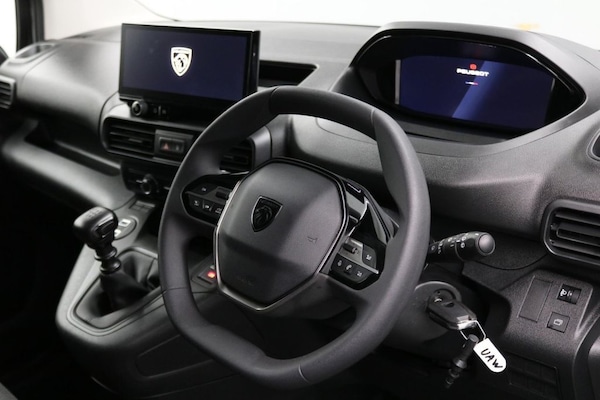 Used Peugeot Partner 2024 for sale - 76202417: Photo 34