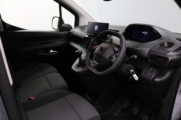 Used Peugeot Partner 2024 for sale - 76202417: Photo 40