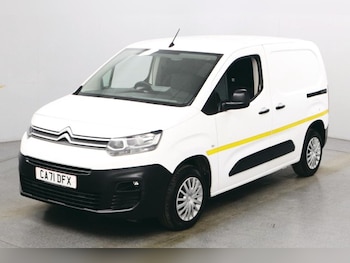 Used Citroen Berlingo 2021 for sale - 76039375: Photo