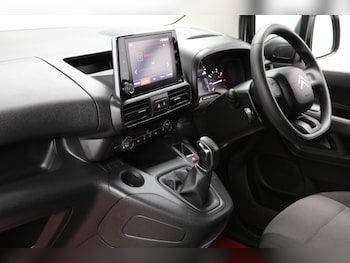 Used Citroen Berlingo 2021 for sale - 76039375: Photo