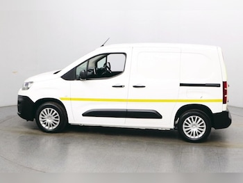 Used Citroen Berlingo 2021 for sale - 76039375: Photo