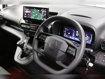 Used Citroen Berlingo 2024 for sale - 76469566: Photo