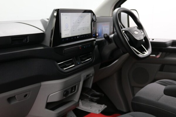 Used Ford Transit Custom 2024 for sale - 75498607: Photo 32