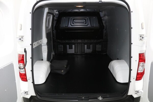 Used Maxus eDeliver 3 2021 for sale - 76038957: Photo 16