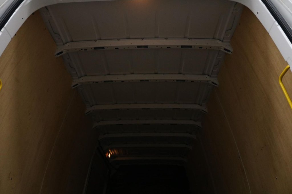 Used Volkswagen Crafter 2023 for sale - 76820481: Photo 17