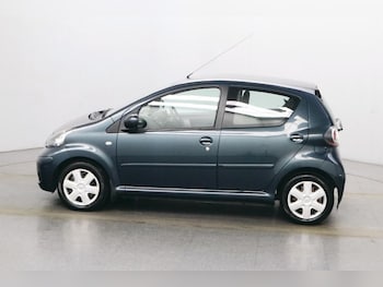 Used Toyota AYGO 2011 for sale - 75727576: Photo
