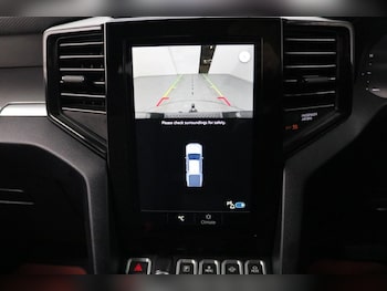 Used Volkswagen Amarok 2024 for sale - 77826824: Photo