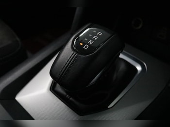 Used Volkswagen Amarok 2024 for sale - 76977493: Photo