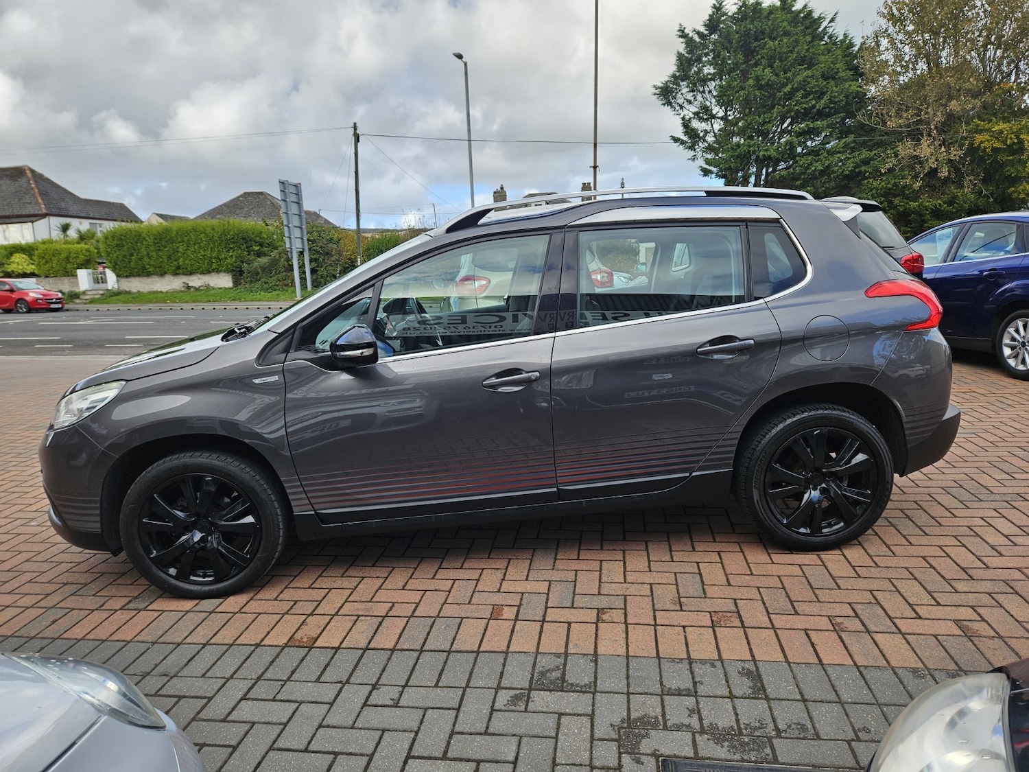Used Peugeot 2008 2015 for sale - 76376898: Photo 5