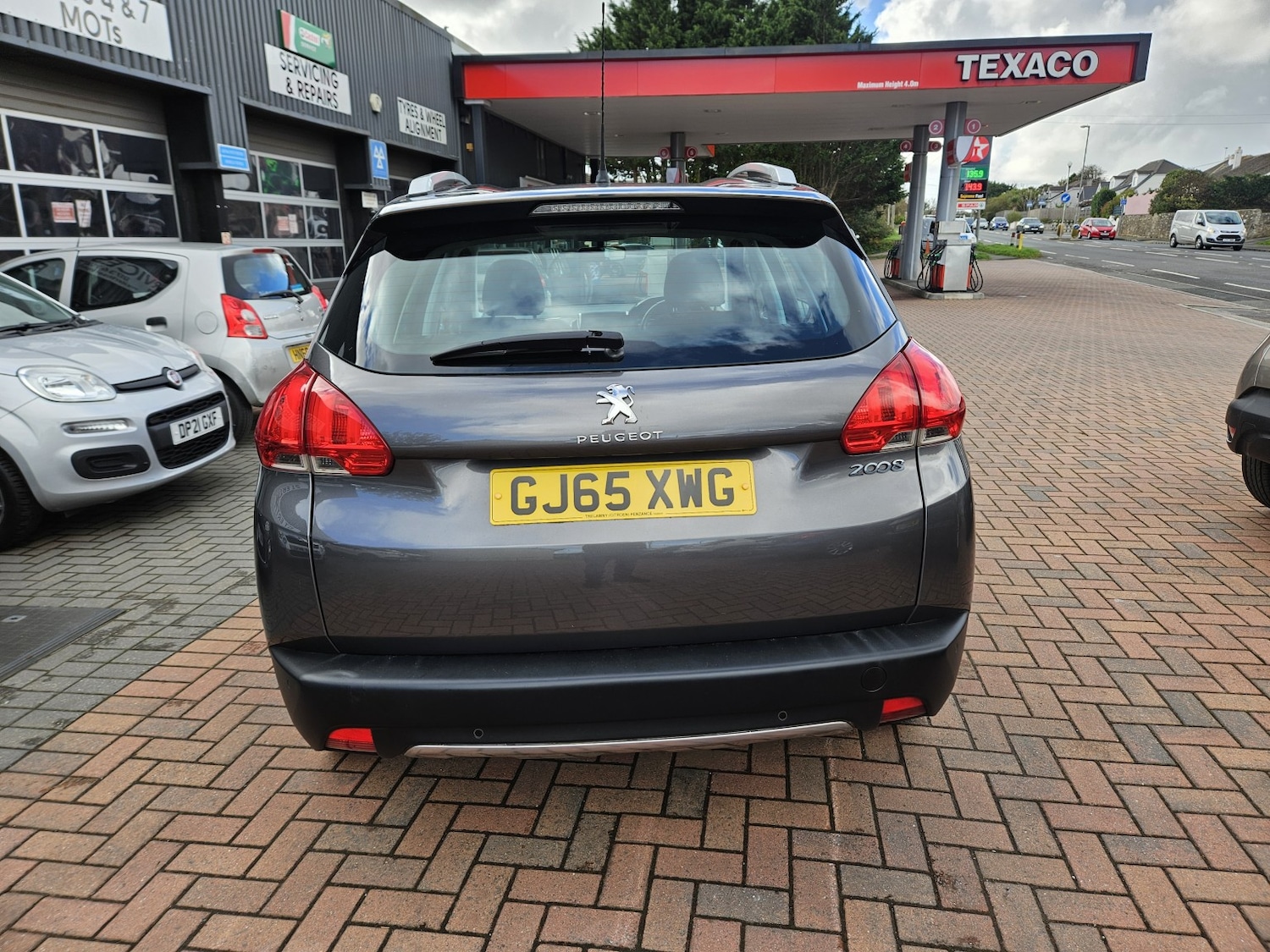 Used Peugeot 2008 2015 for sale - 76376898: Photo 7