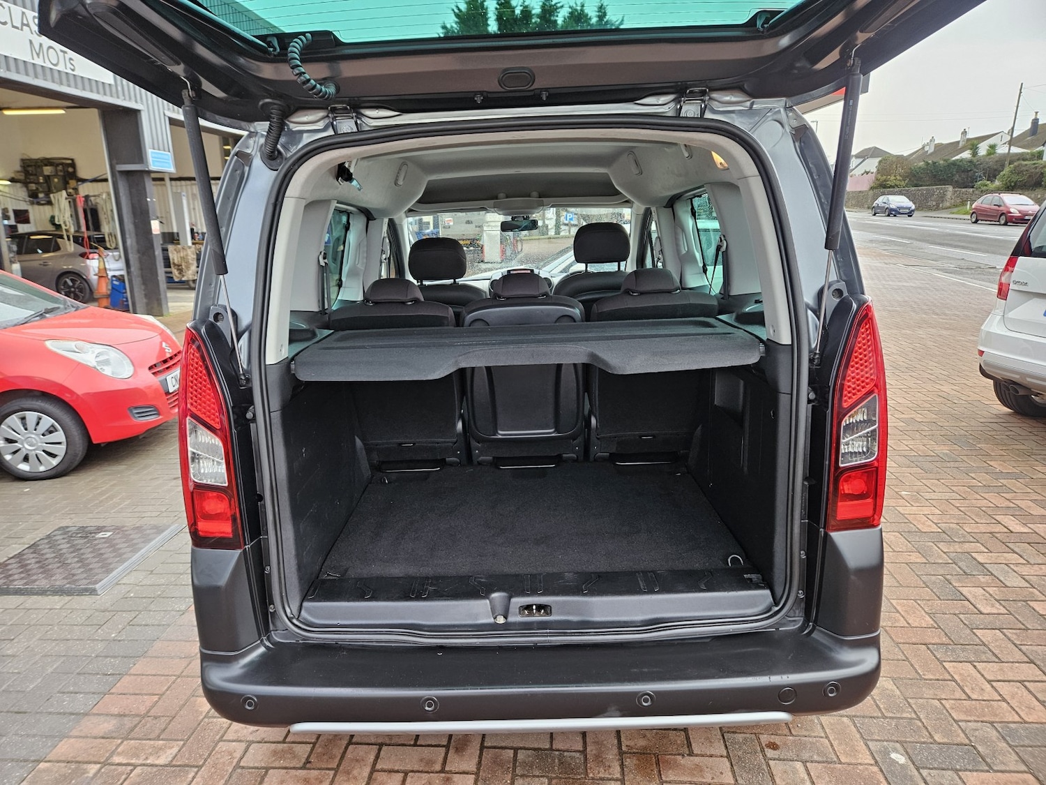 Used Peugeot Partner Tepee 2014 for sale - 77465666: Photo 10