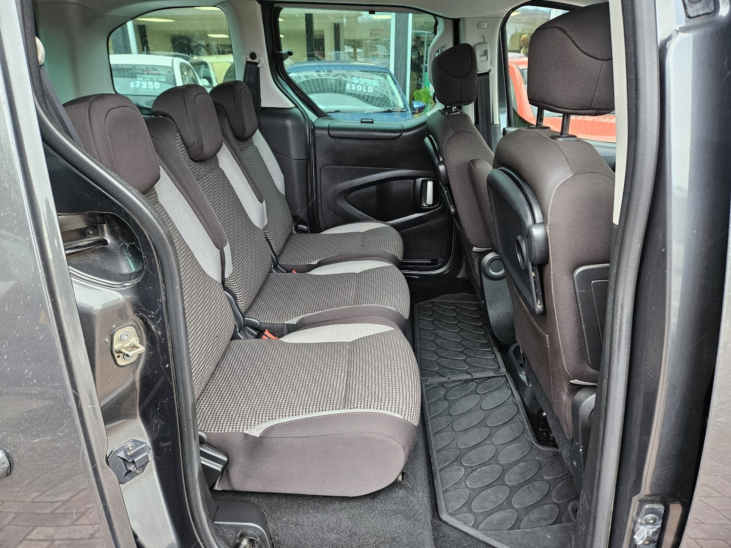 Used Peugeot Partner Tepee 2014 for sale - 77465666: Photo 13