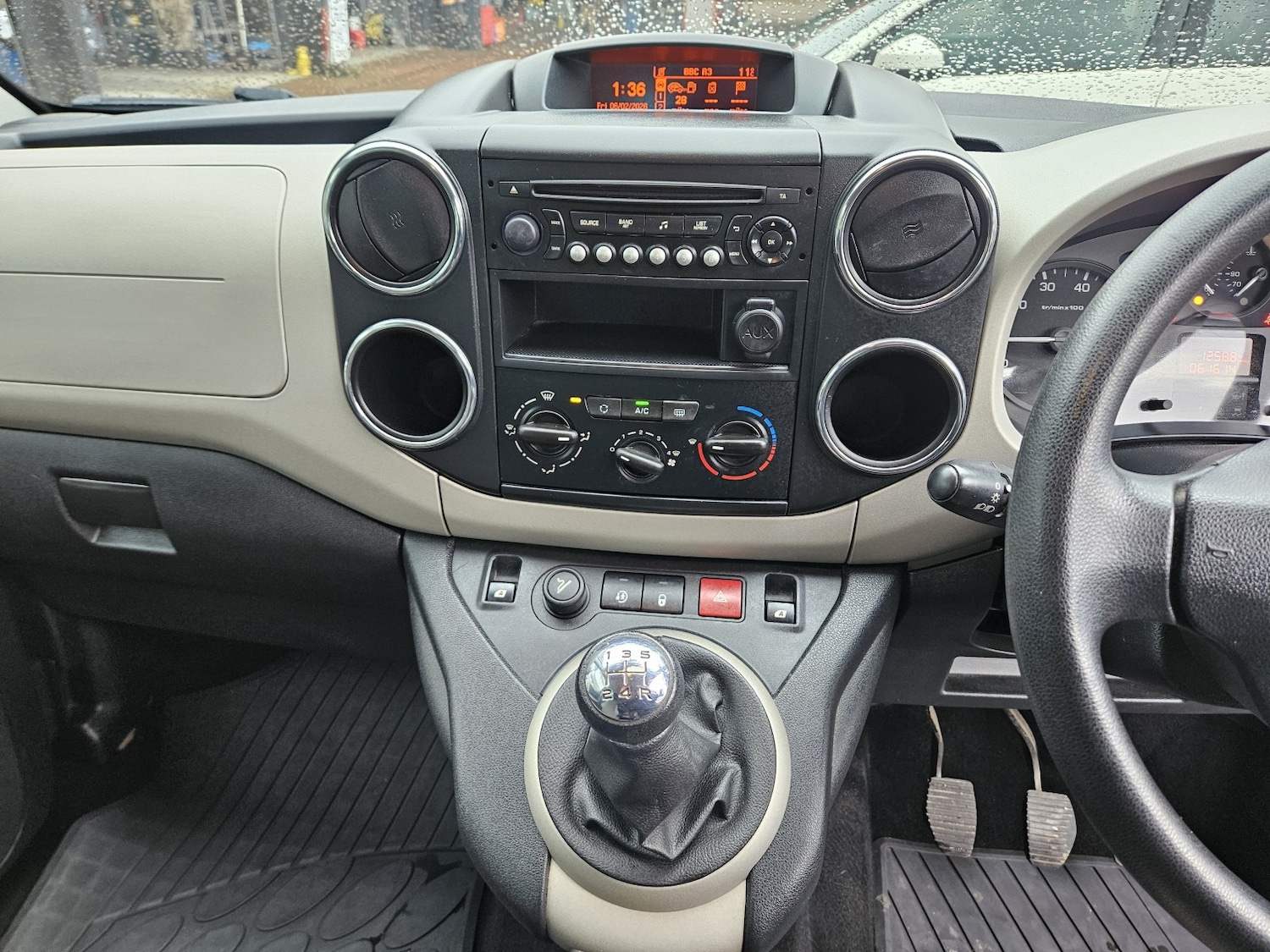 Used Peugeot Partner Tepee 2014 for sale - 77465666: Photo 18