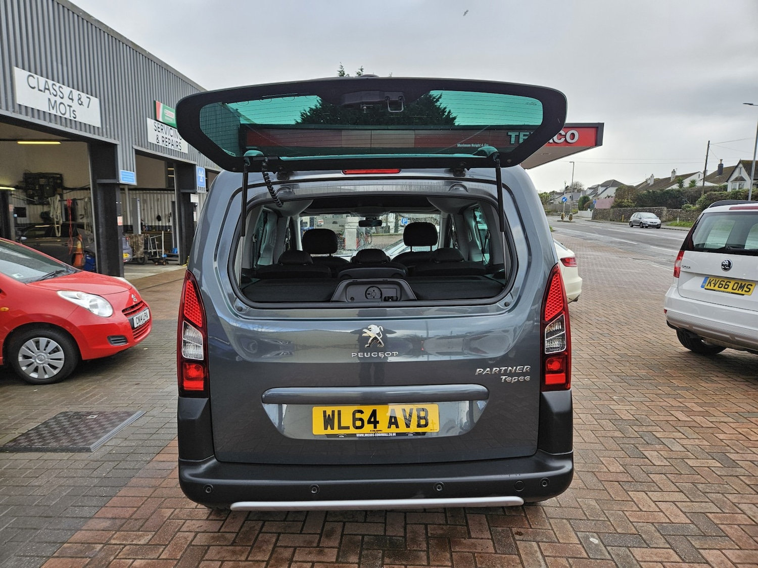 Used Peugeot Partner Tepee 2014 for sale - 77465666: Photo 8