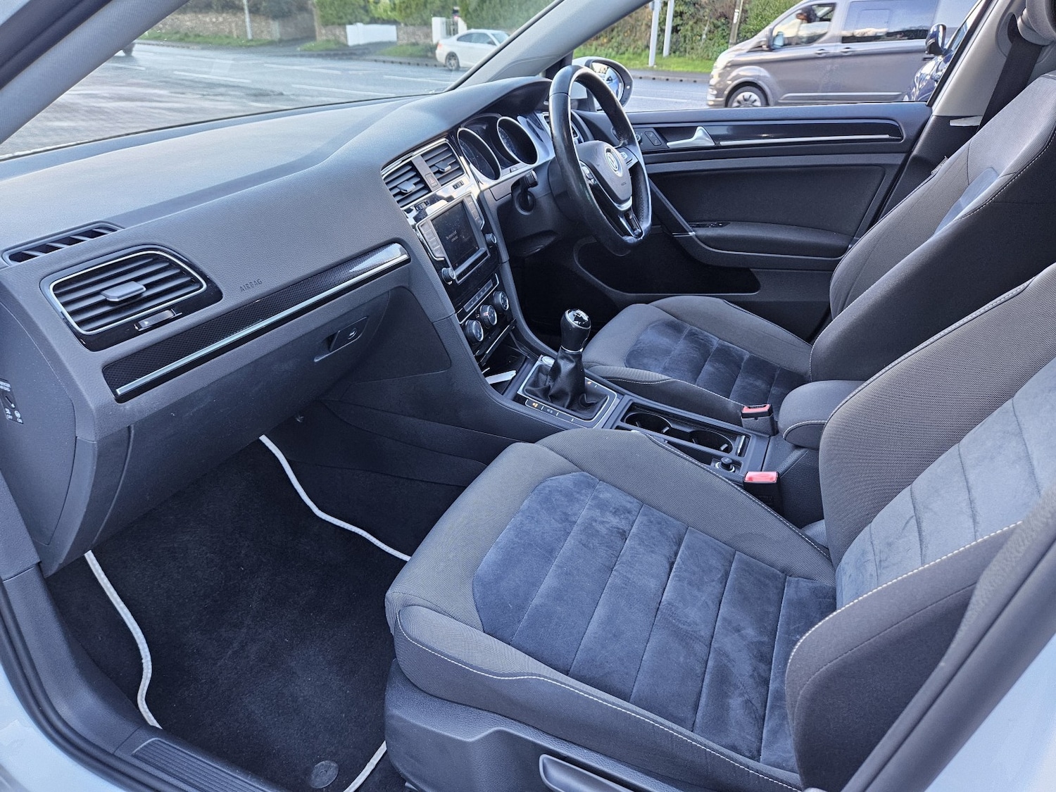 Used Volkswagen Golf 2016 for sale - 77033119: Photo 24