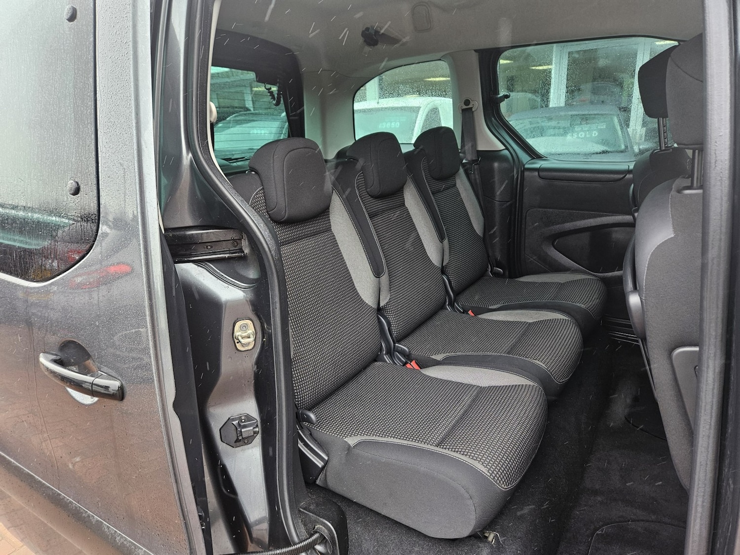 Used Peugeot Partner Tepee 2017 for sale - 77622545: Photo 12