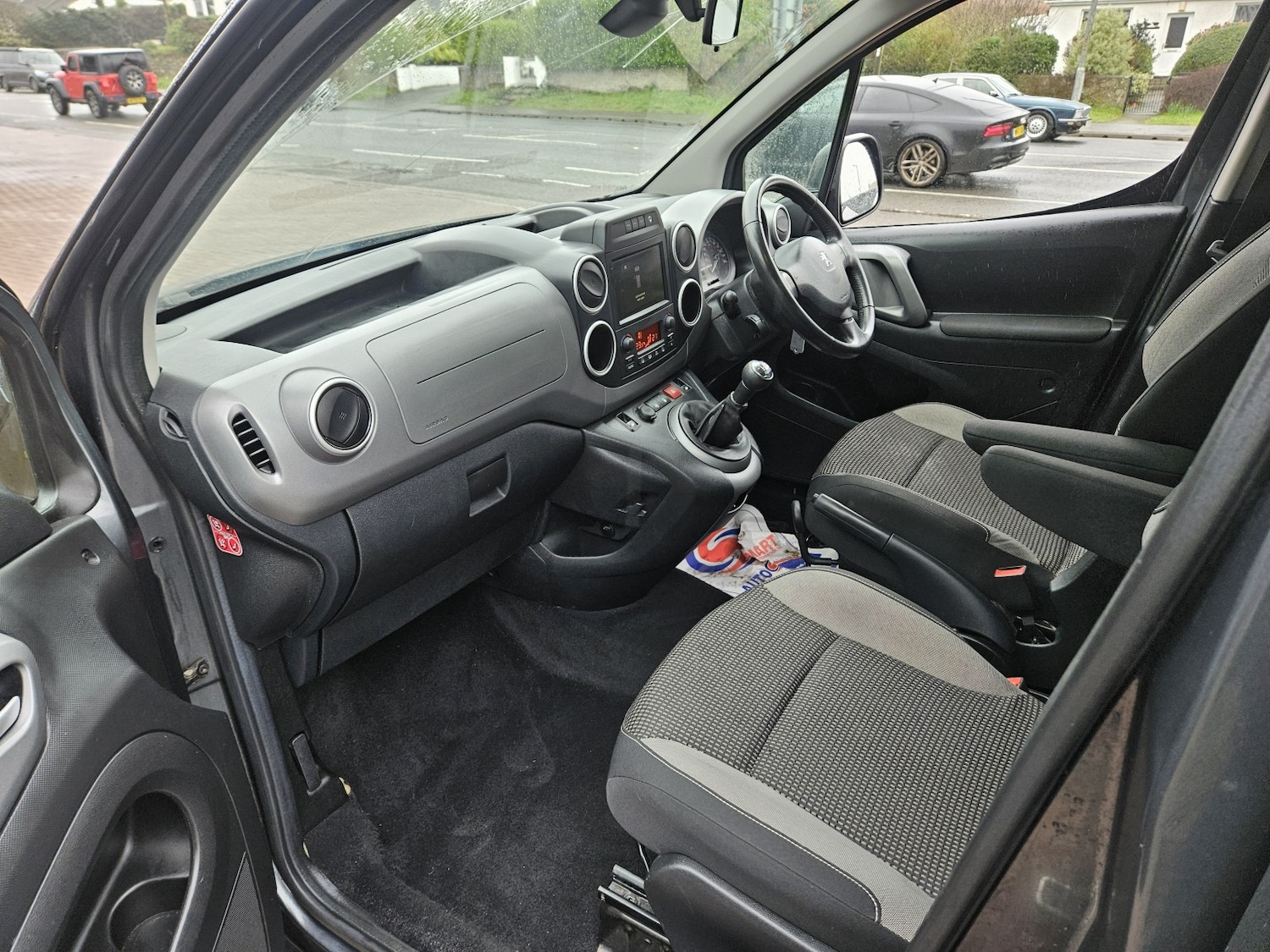 Used Peugeot Partner Tepee 2017 for sale - 77622545: Photo 19