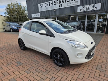 2016 - 1.2 Zetec White Edition *** 26,000 Miles *** 3-Door