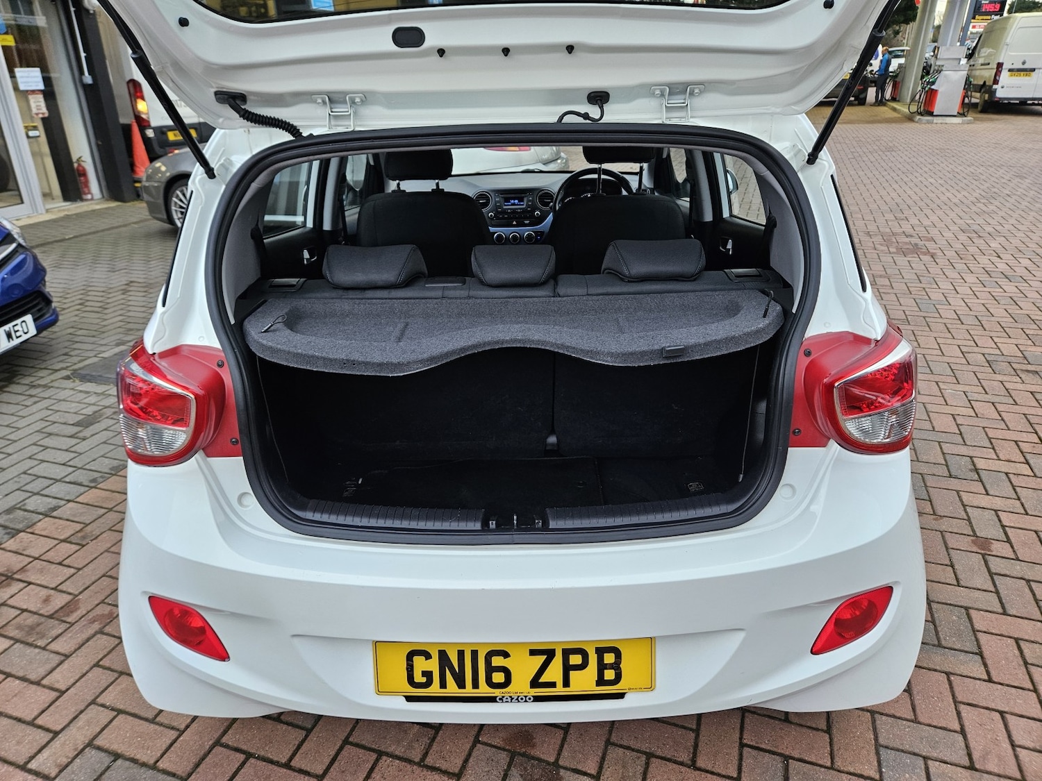 Used Hyundai i10 2016 for sale - 77395128: Photo 11