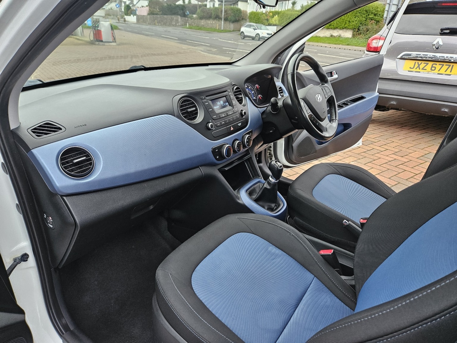 Used Hyundai i10 2016 for sale - 77395128: Photo 20