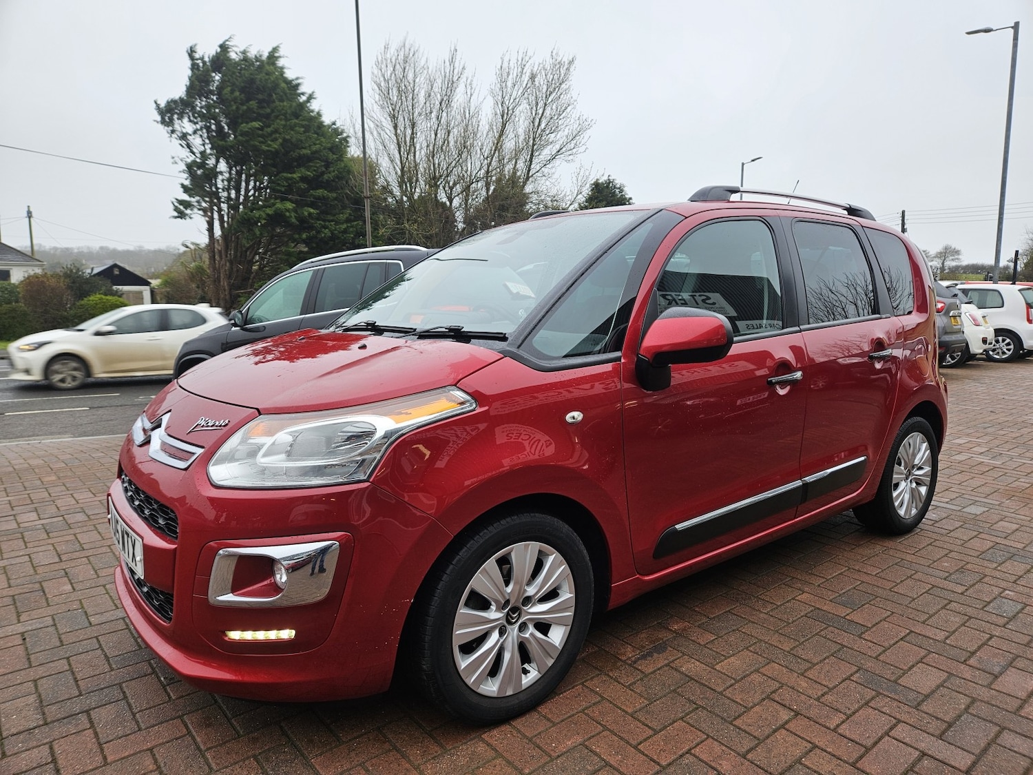 Used Citroen C3 Picasso 2015 for sale - 77851389: Photo 5