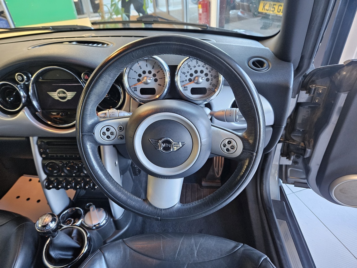 Used MINI Convertible 2006 for sale - 76382468: Photo 7