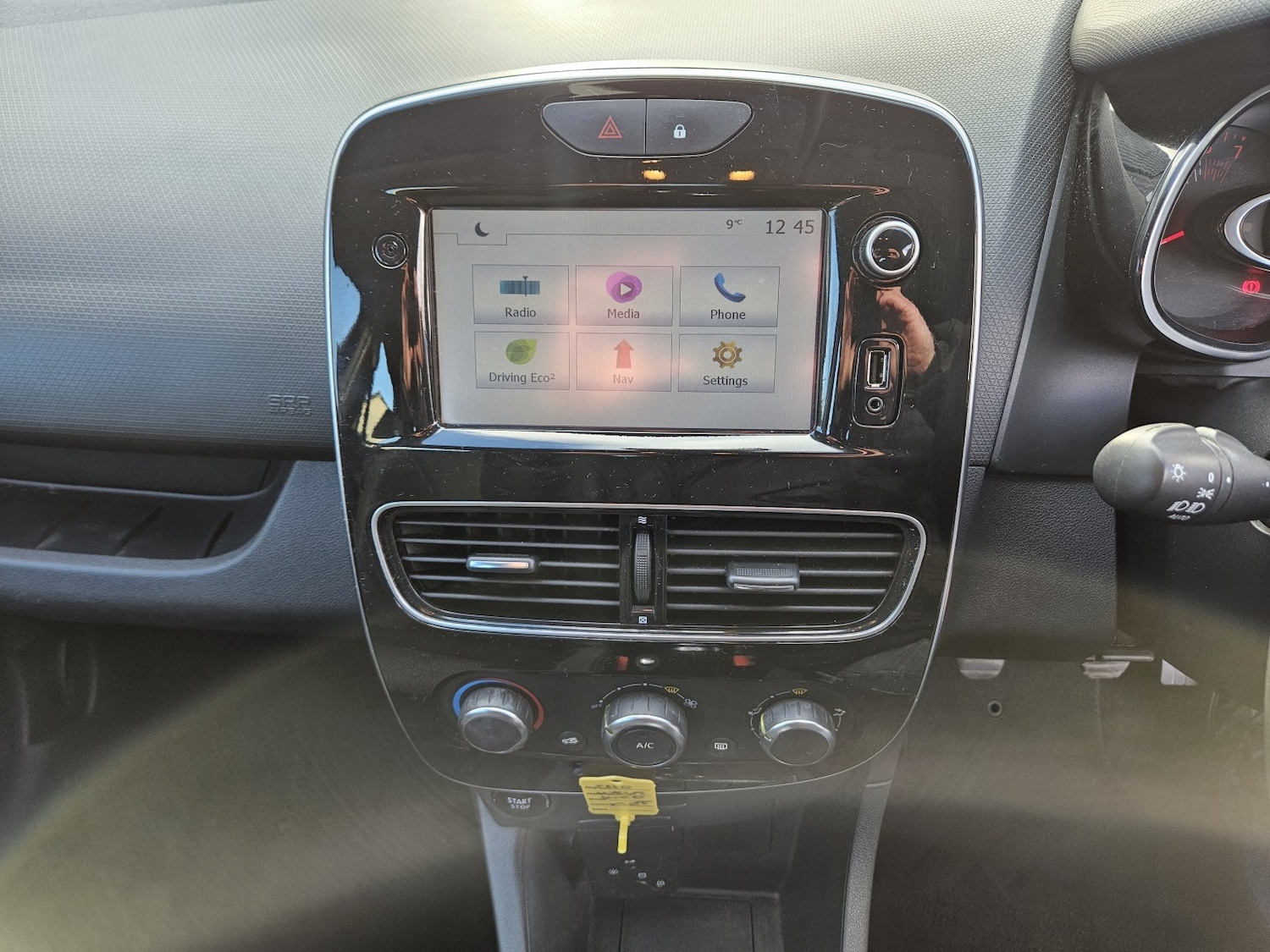 Used Renault Clio 2017 for sale - 76751779: Photo 16