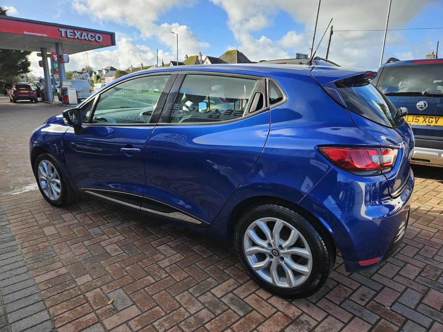 Used Renault Clio 2017 for sale - 76751779: Photo 6