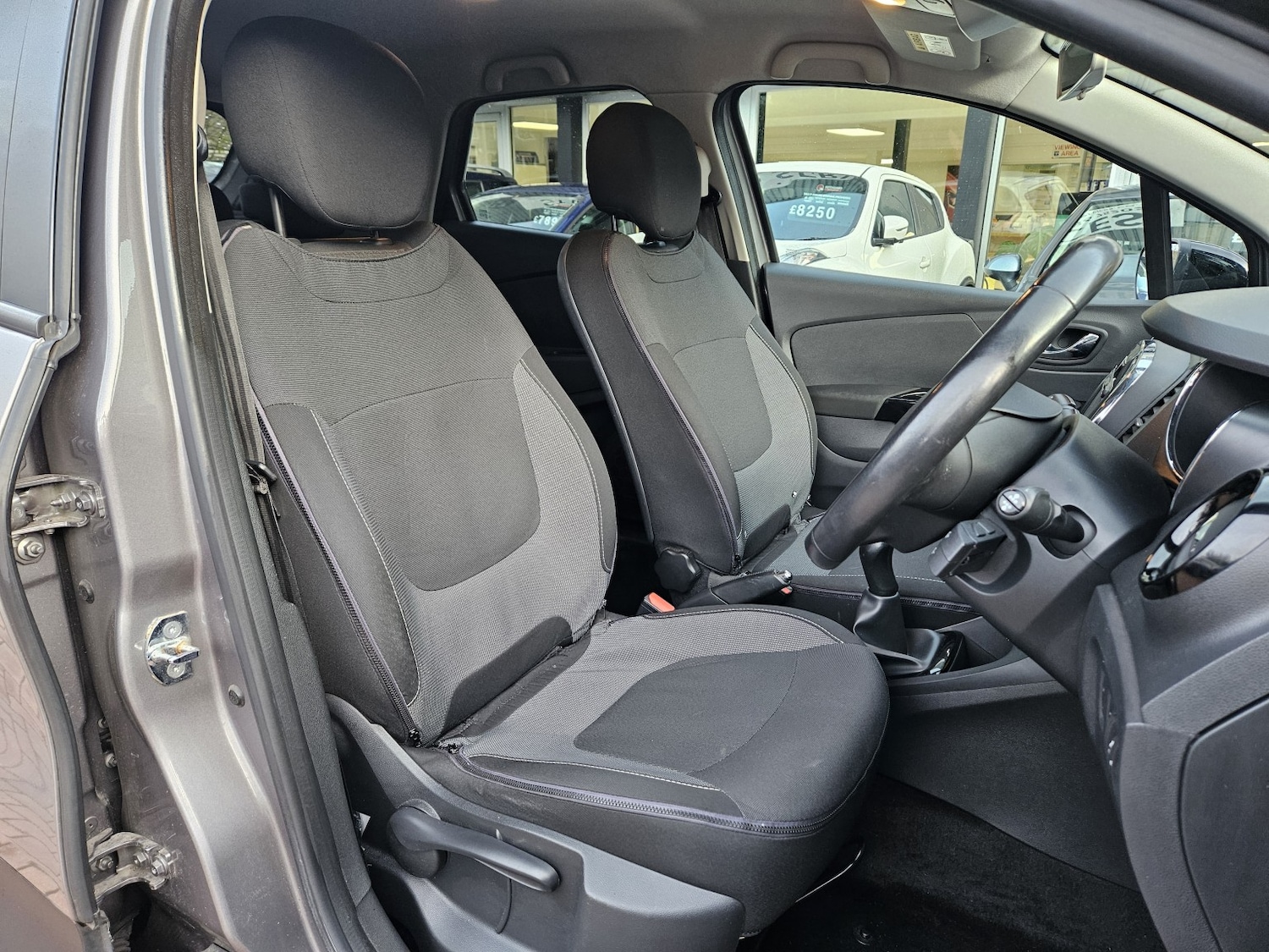 Used Renault Captur 2016 for sale - 76656163: Photo 16