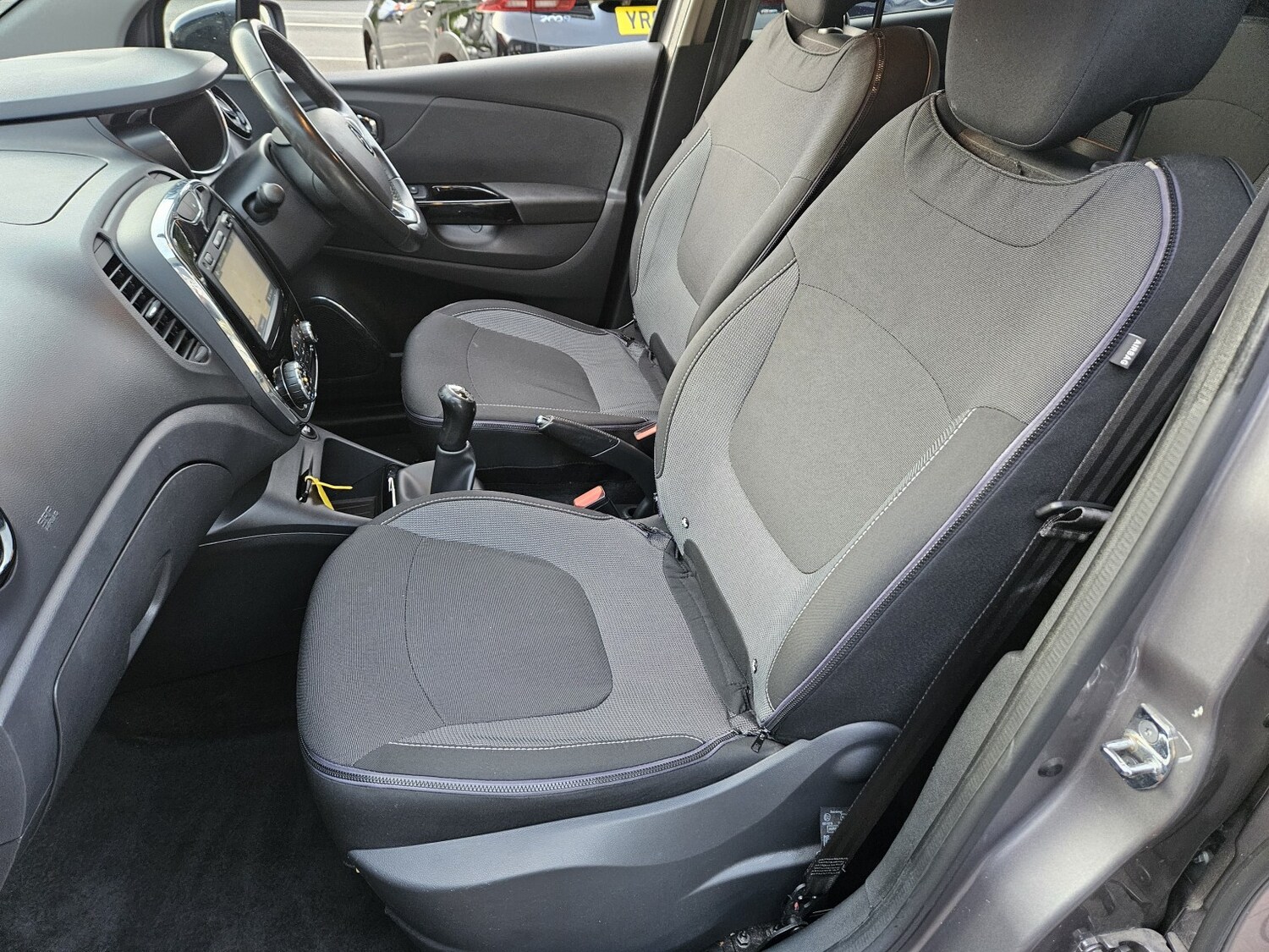 Used Renault Captur 2016 for sale - 76656163: Photo 23