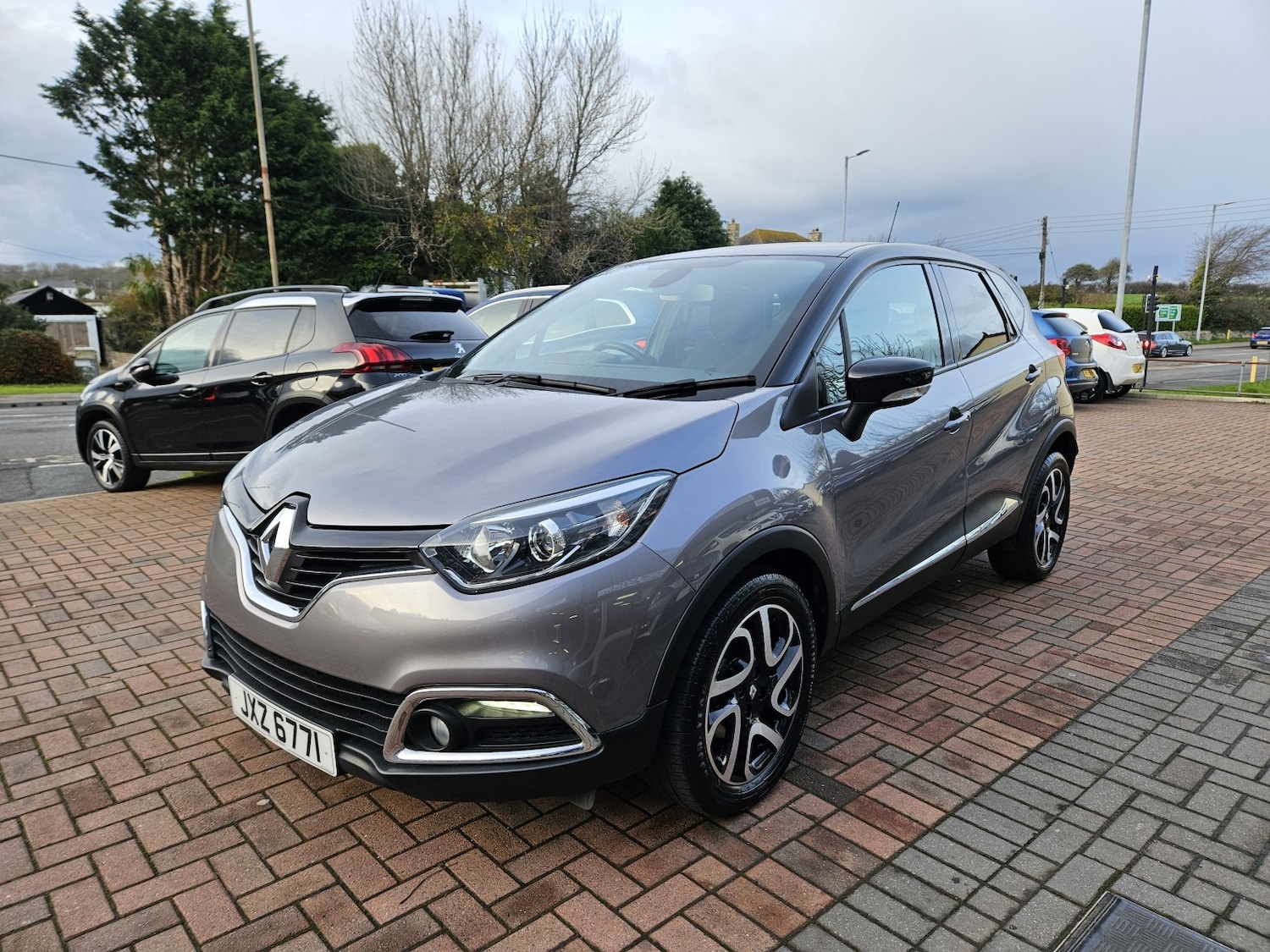 Used Renault Captur 2016 for sale - 76656163: Photo 5