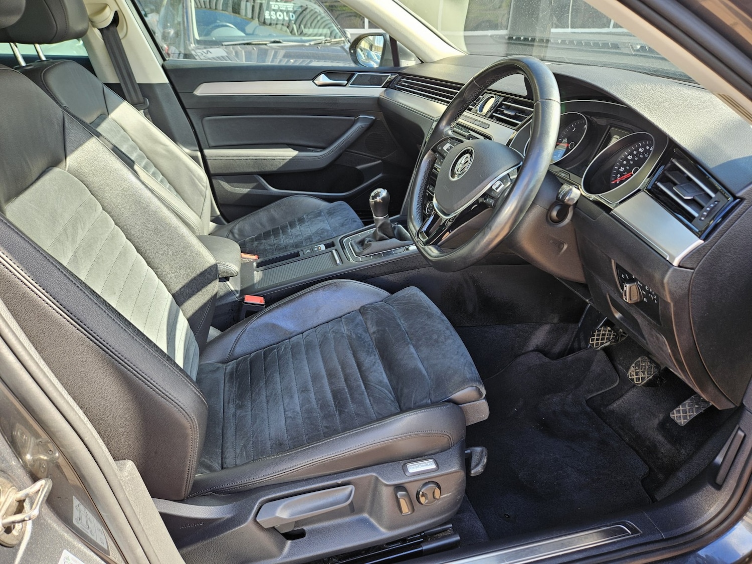 Used Volkswagen Passat 2015 for sale - 78057019: Photo 17