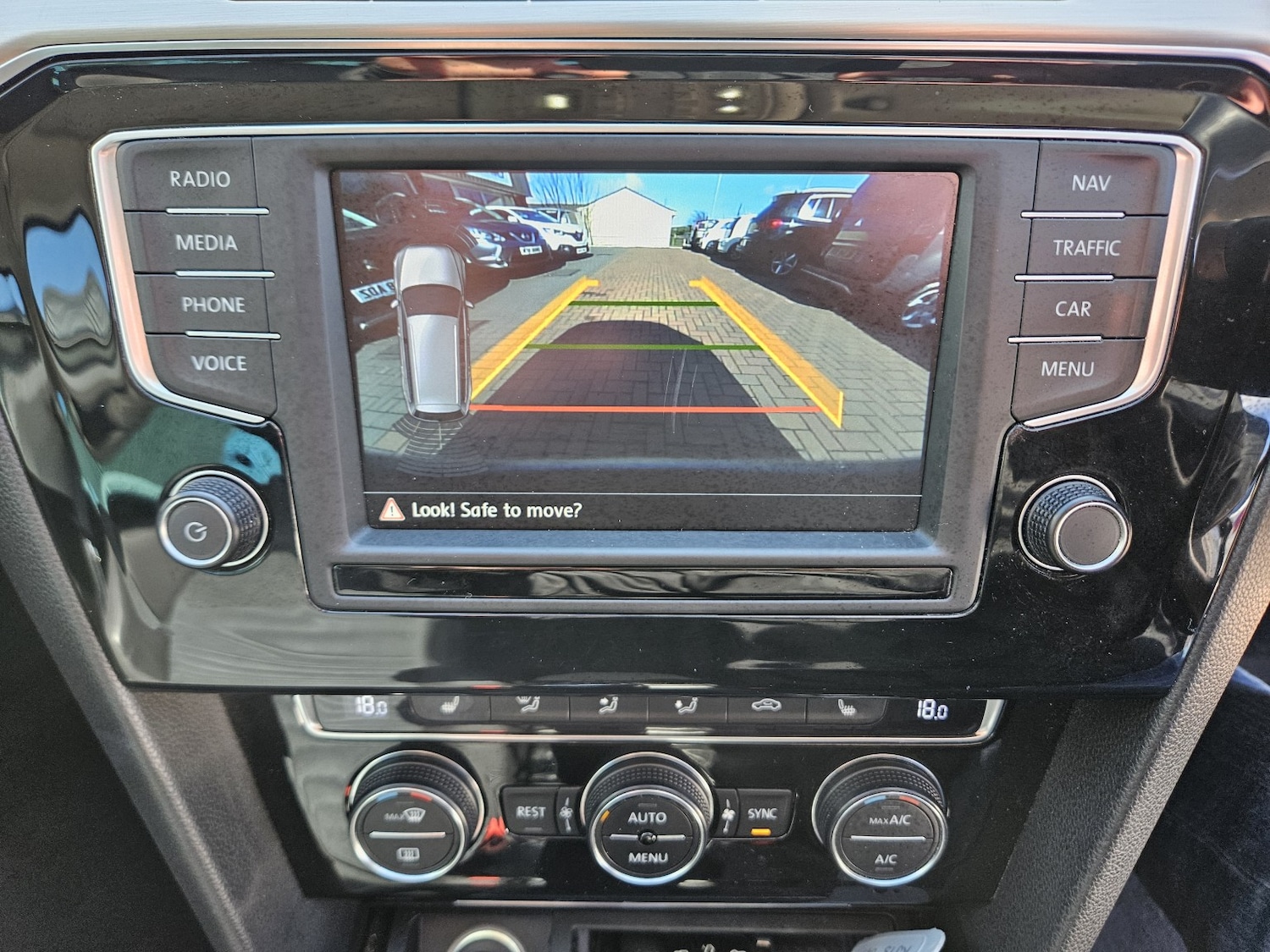 Used Volkswagen Passat 2015 for sale - 78057019: Photo 23