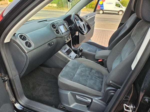 Used Volkswagen Tiguan 2015 for sale - 75638307: Photo 17