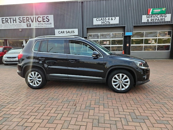 Used Volkswagen Tiguan 2015 for sale - 75638307: Photo 2