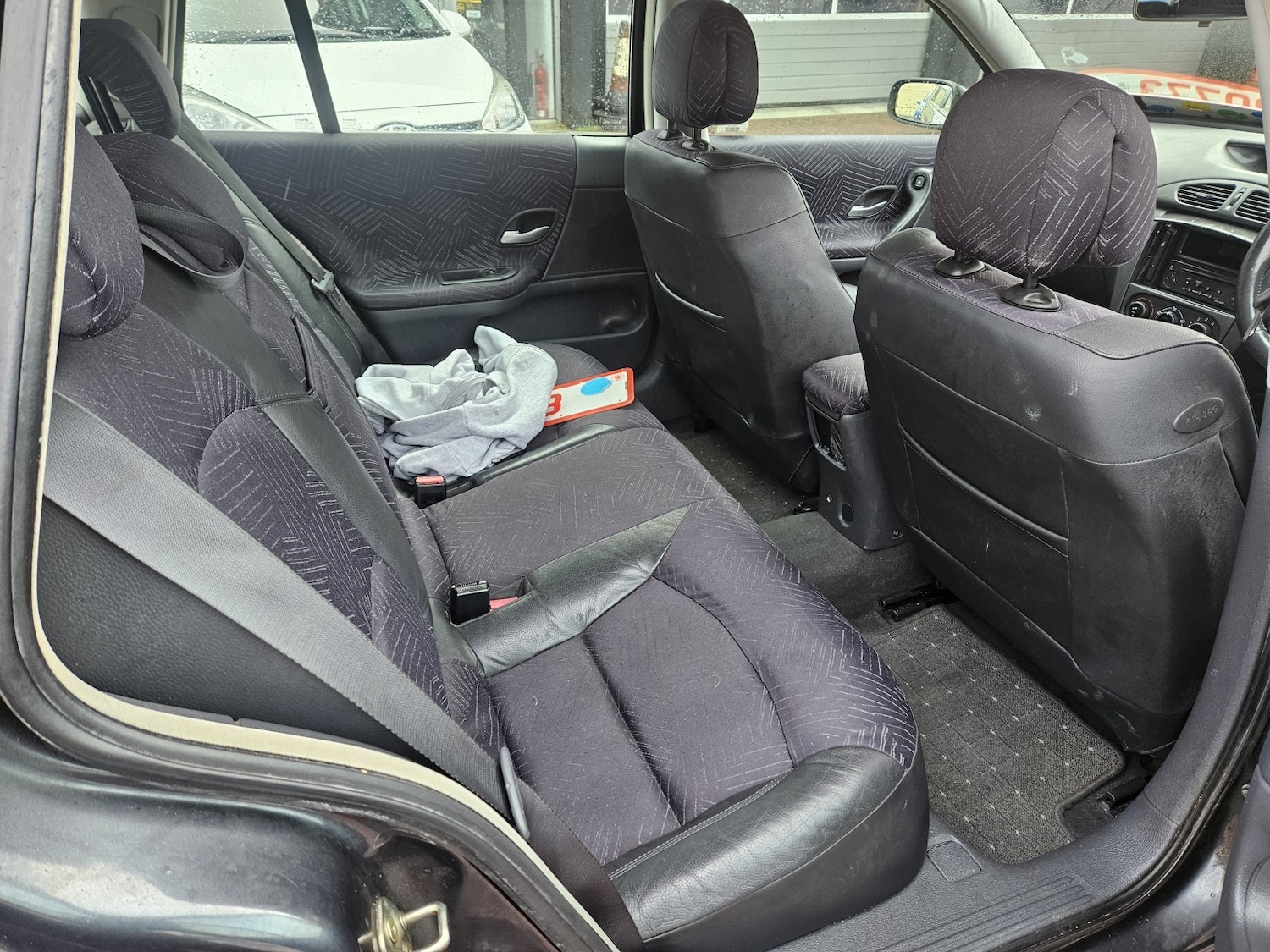 Used Renault Laguna 2003 for sale - 77564200: Photo 8