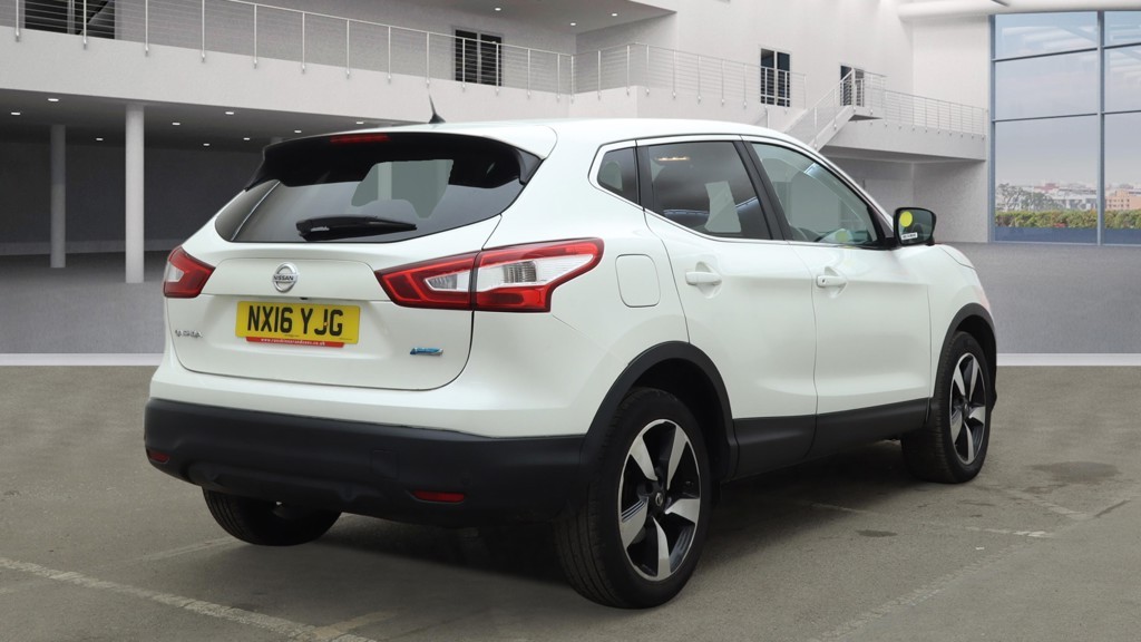 Used Nissan Qashqai 2016 for sale - 77979939: Photo 10