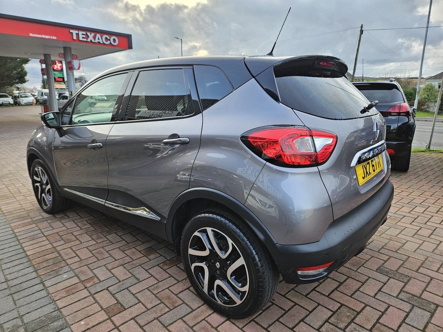 Used Renault Captur 2016 for sale - 76769744: Photo 8