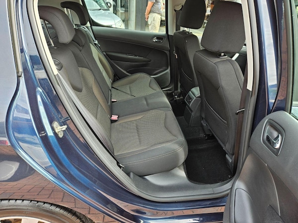 Used Peugeot 308 2013 for sale - 76262961: Photo 9