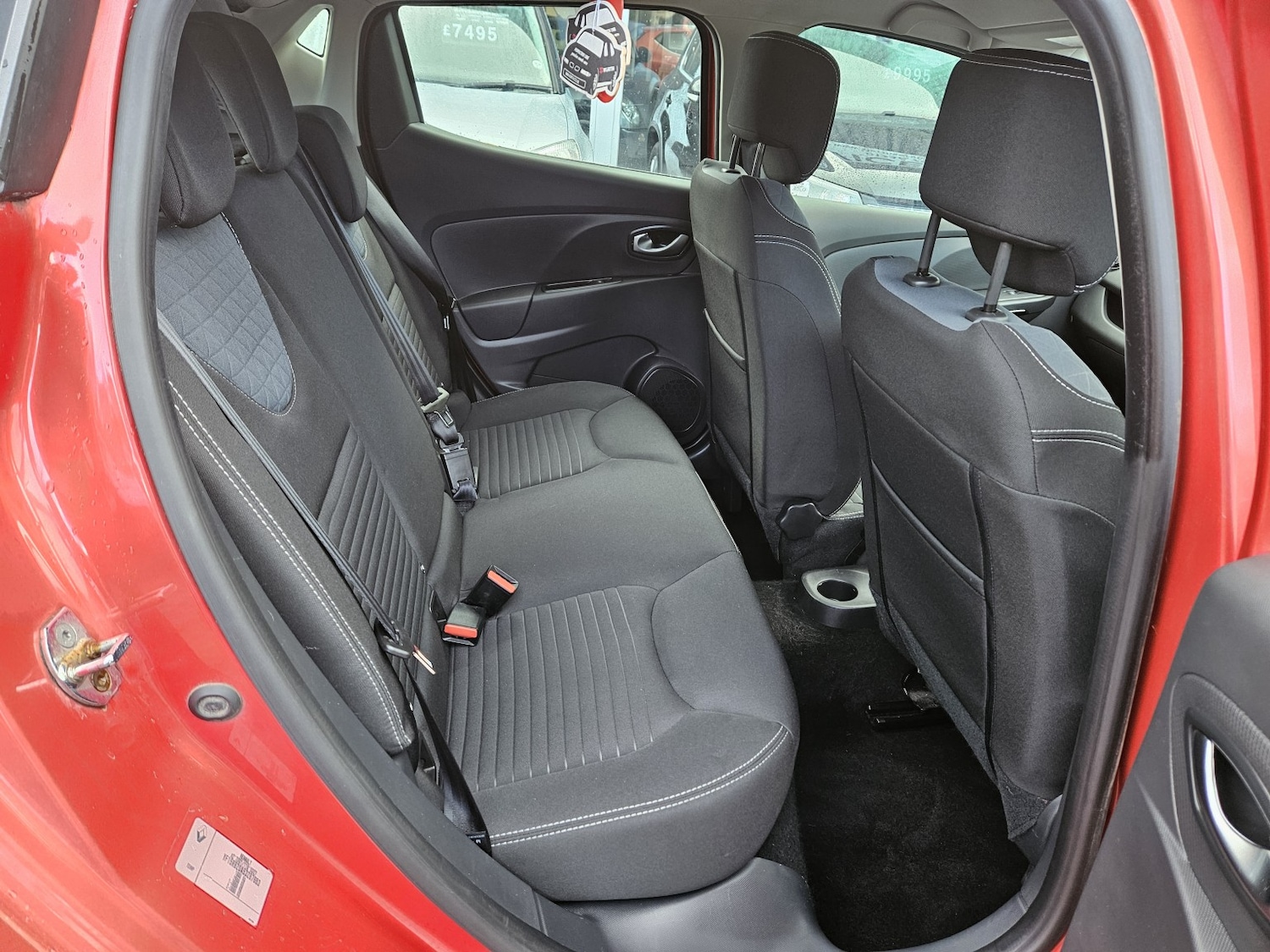 Used Renault Clio 2015 for sale - 76439972: Photo 10