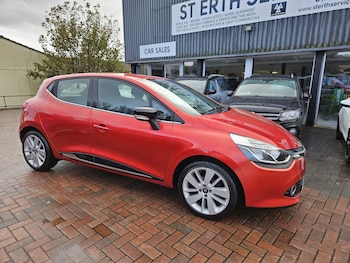 Used Renault Clio 2015 for sale - 76439972: Photo
