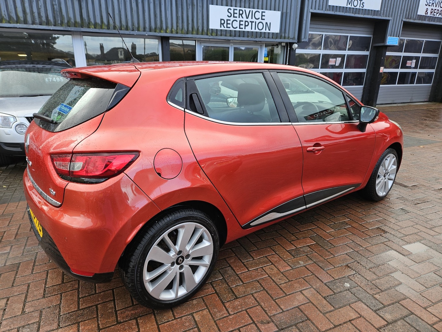 Used Renault Clio 2015 for sale - 76439972: Photo 8