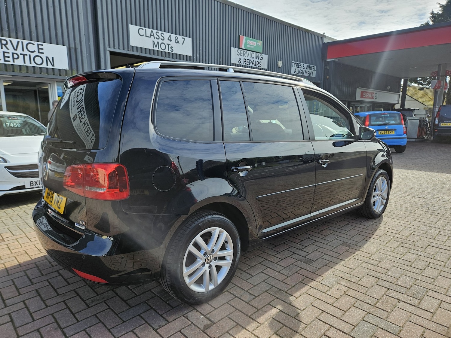 Used Volkswagen Touran 2015 for sale - 77735778: Photo 10