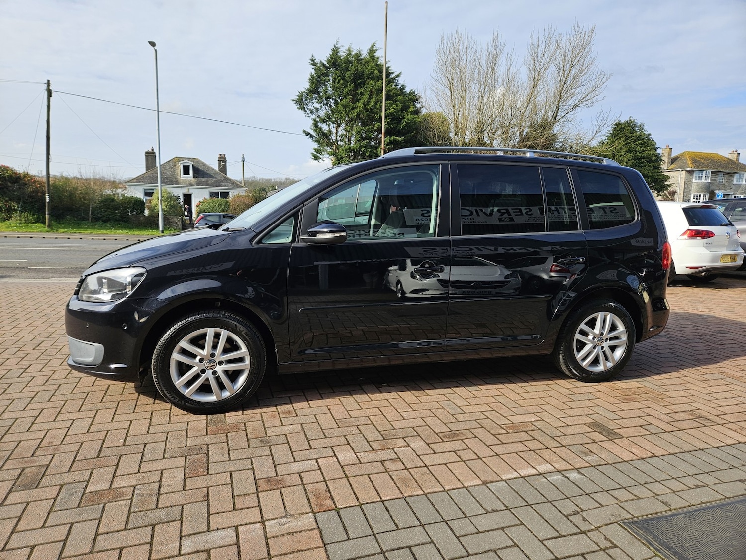 Used Volkswagen Touran 2015 for sale - 77735778: Photo 5