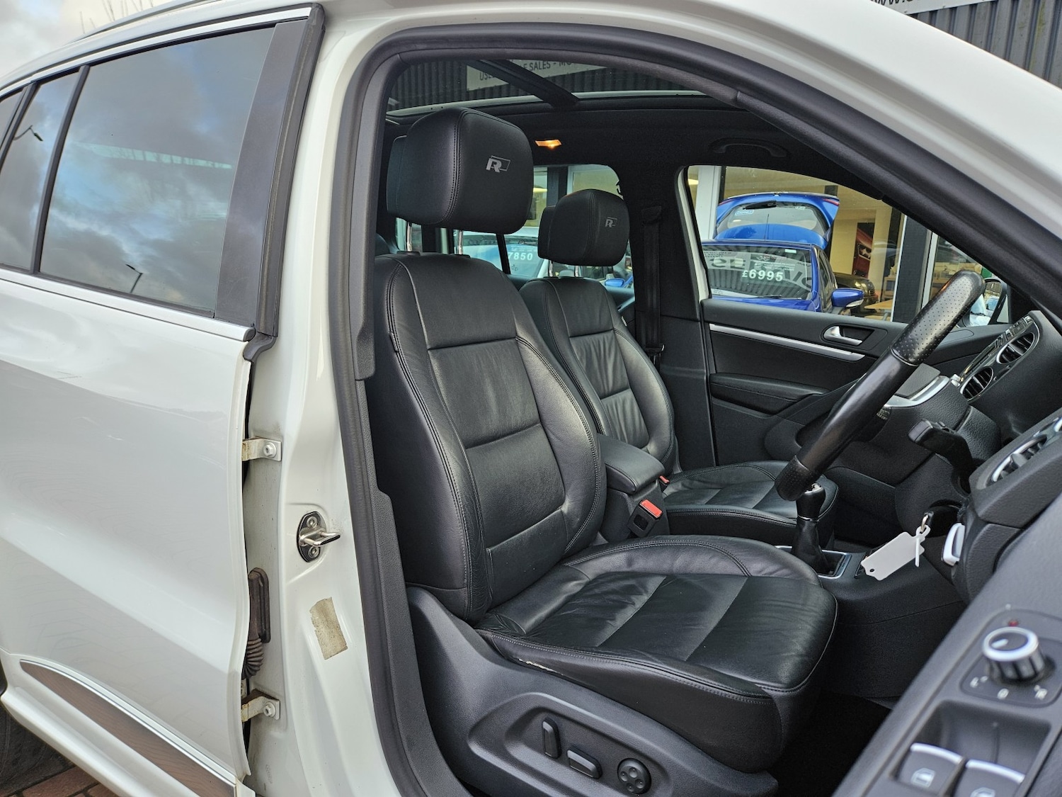 Used Volkswagen Tiguan 2015 for sale - 76911048: Photo 18