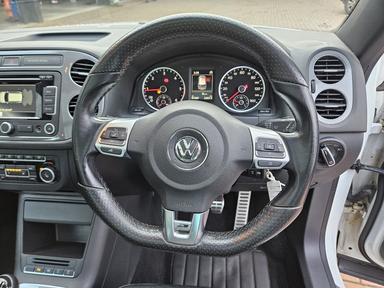 Used Volkswagen Tiguan 2015 for sale - 76911048: Photo 19