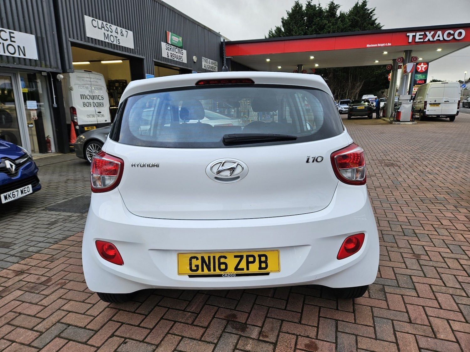 Used Hyundai i10 2016 for sale - 76911066: Photo 10